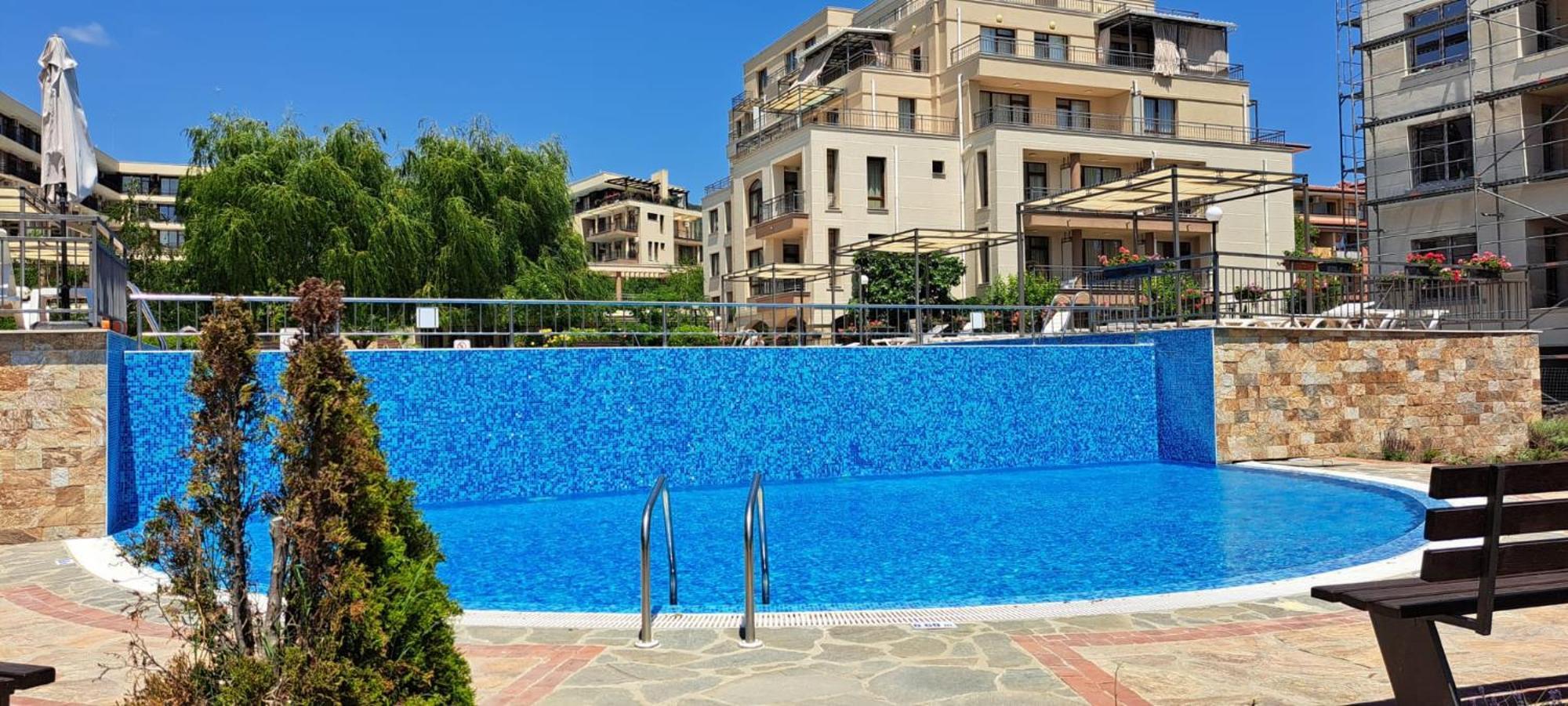 Patrick'S Apartments - Sorrento Sole Mare, Sveti Vlas Bagian luar foto